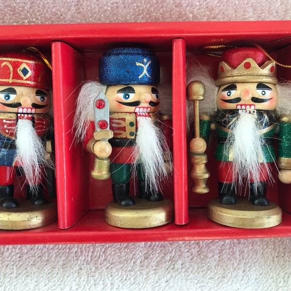 Box of 6 Wood Nutcracker Ornaments in Red Box for Macys 3" - Picture 3 of 7
